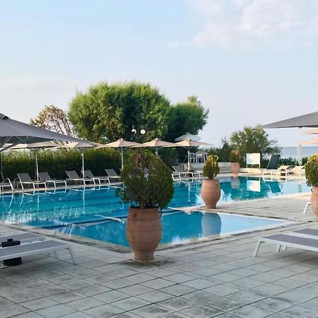Kassandra Mare Hotel Néa Poteídaia Eksteriør bilde